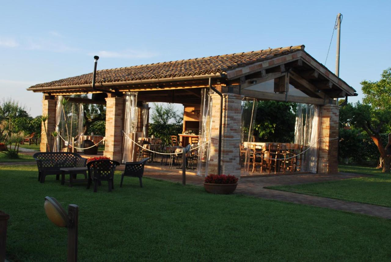 Casale Papa Country Village Loreto Extérieur photo
